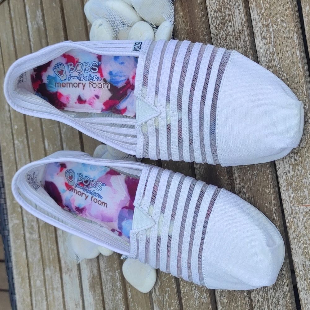 Bob's flats size : 10